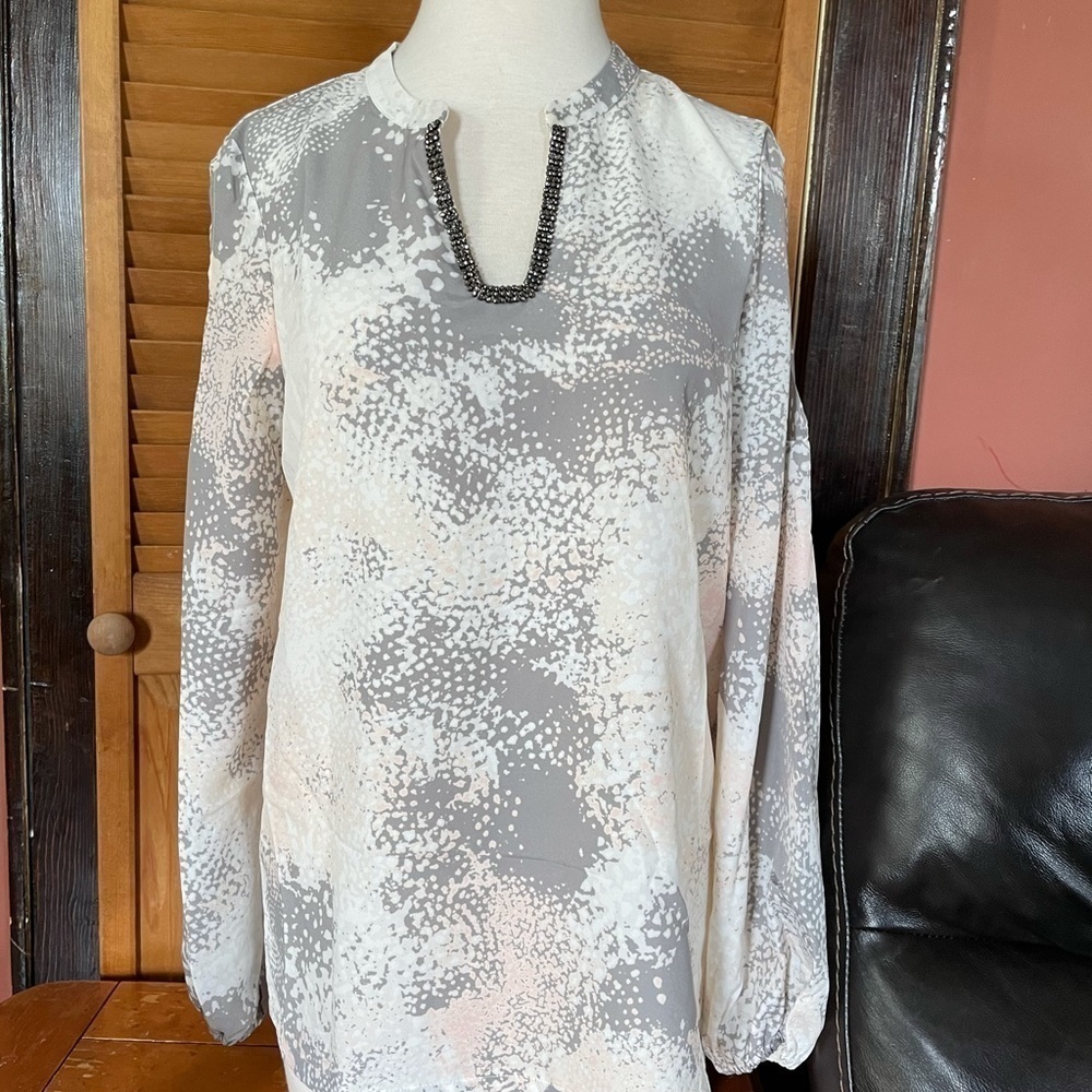 NWT Juicy Couture Cold Shoulder Top White Multi Size small